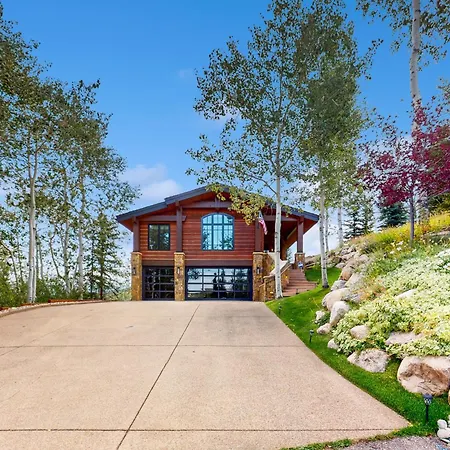 162 View Ridge Villa